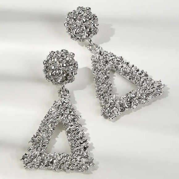 Textured Triangle Earrings - Picture 1 of 4